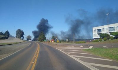 Incêndio atinge depósito de reciclagem em Erechim