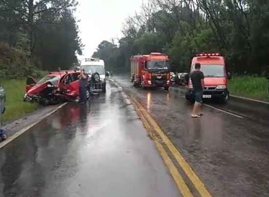 Grave colisão é registrada na ERS-135, em Erechim