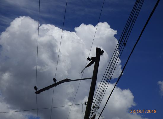 Fios de alta-tensão ameaçam cair sobre a RS-480, em Barão de Cotegipe