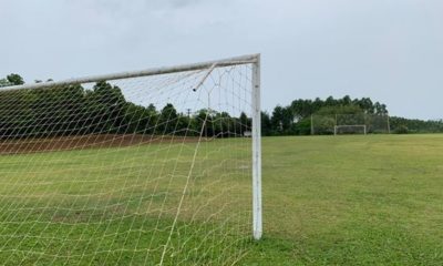 Raio atinge campo de futebol no RS, fere 15 pessoas e mata um jogador