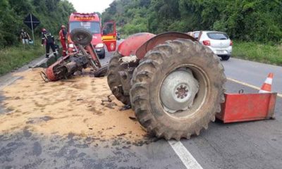 Trator parte ao meio e motoqueiro morre na Rota do Sol