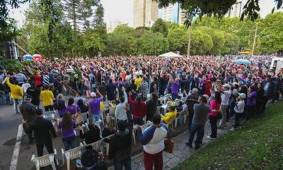 Marcha pra Jesus reúne milhares de pessoas em Caxias do sul